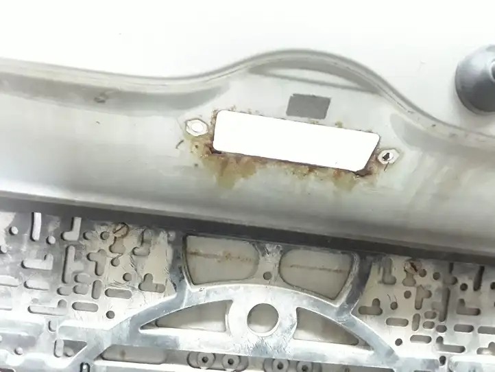 Toyota Corolla Verso E121 (2001 - 2004) Крышка багажника — фото 3