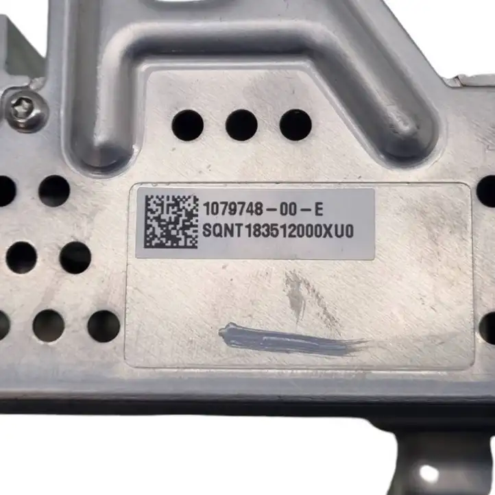 Tesla Model 3 (2017 - 2023) 107974800E Усилитель звука — фото 6