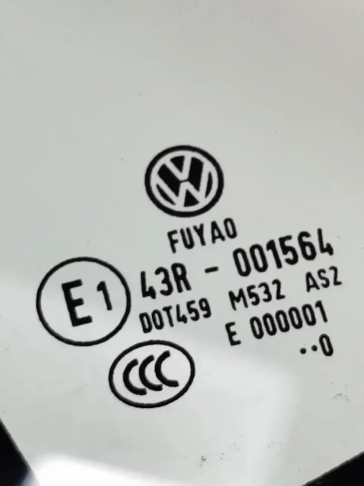 Volkswagen Cross Polo (2009 - 2018) E143R001564 Заднее боковое стекло — фото 4