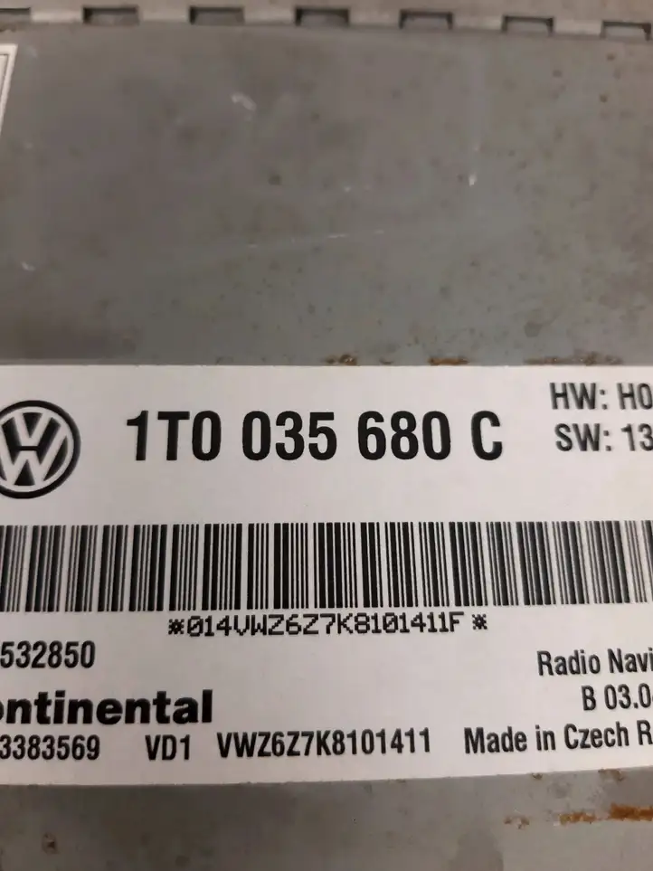 Volkswagen PASSAT B7 (2011 - 2014) 1T0035680C Магнитола / мультимедийная система — фото 4