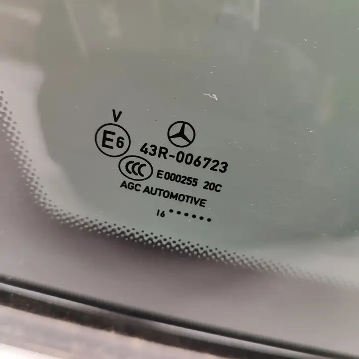 Mercedes-Benz C W205 (2014 - 2021) A2056701912 Заднее боковое стекло — фото 3