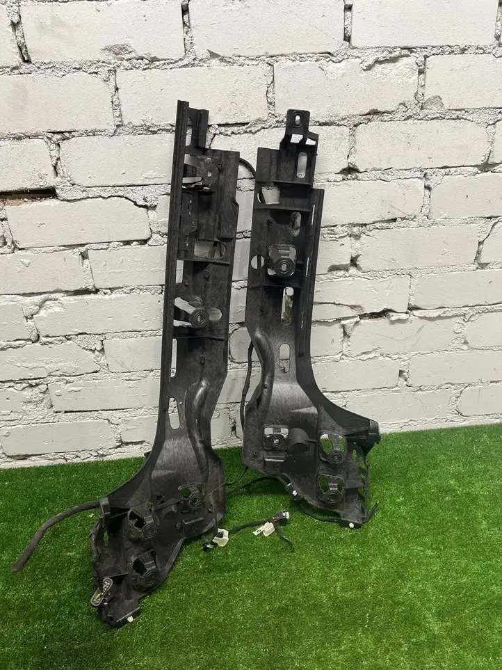 BMW M3 G80 (2020 - ) 8074697 Кронштейн заднего бампера — фото 3