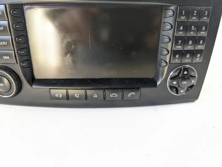 Mercedes-Benz GL X164 (2006 - 2012) A2038270062 Магнитола / мультимедийная система — фото 5