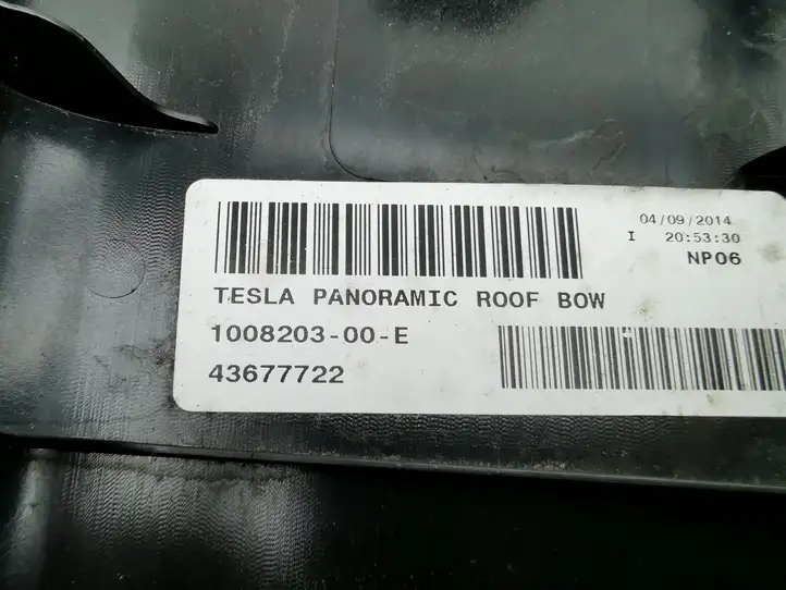 Tesla Model S (2012 - 2016) 100820300E Прочие детали салона — фото 3