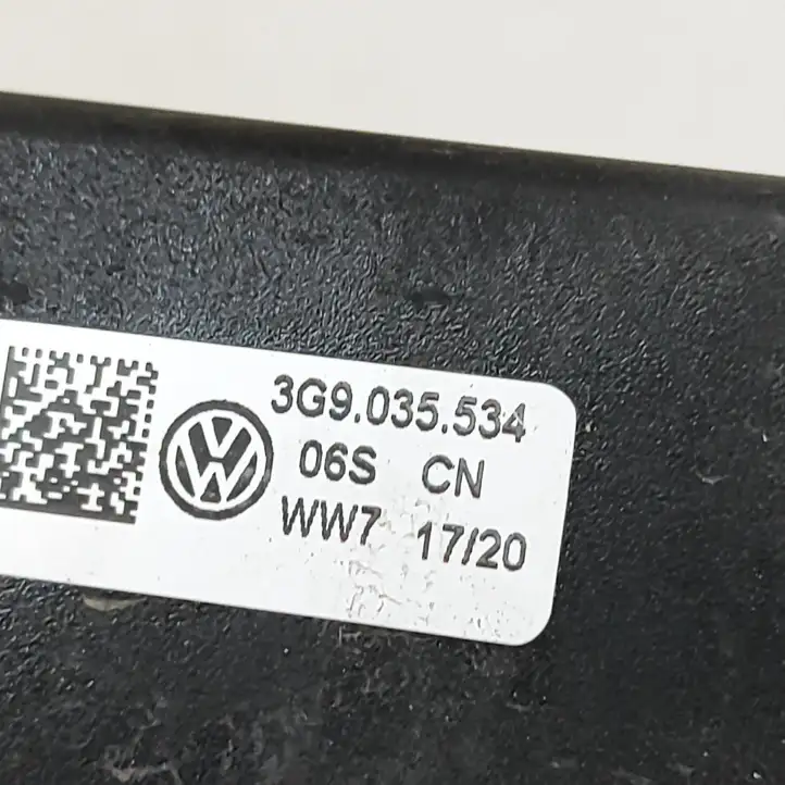 Volkswagen ID.3 (2019 - ) 3G9035534 Усилитель антенны — фото 6