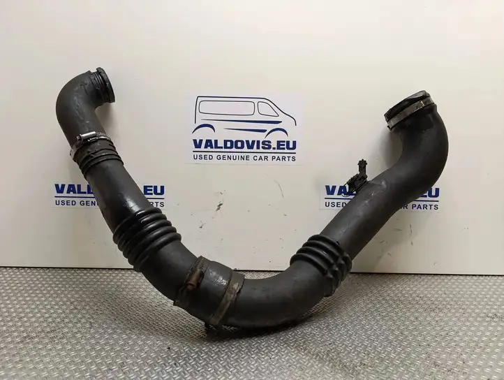 Opel Vivaro (2006 - 2014) 8200560050 Трубки интеркулера / Шланги интеркулера — фото 2