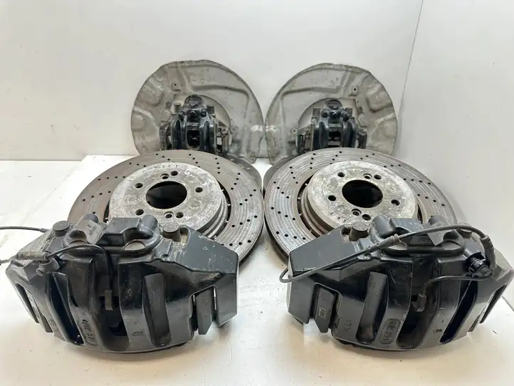 BMW M5 E60/E61 (2004 - 2010) 2282808 Комплект тормозной системы — фото 26