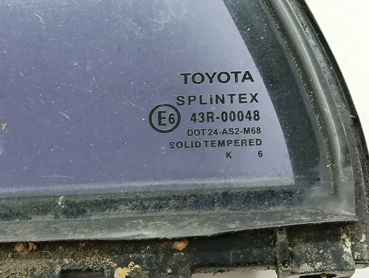 Toyota Corolla E120 E130 (2004 - 2007) 43R00048 Форточка двери — фото 6
