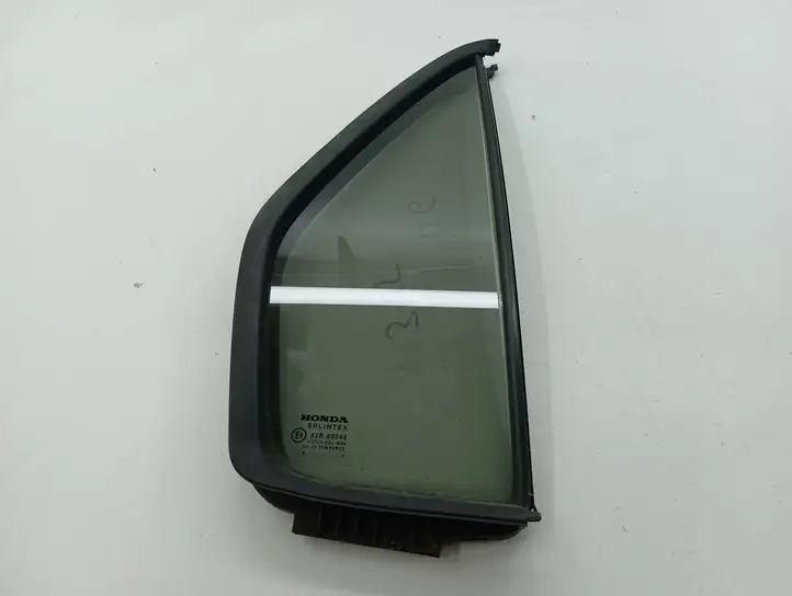 Honda CR-V (2001 - 2004) 43R00048 Форточка двери — фото 1