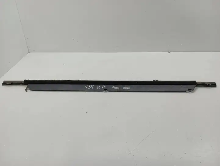Audi Q7 4L (2005 - 2009) 4L0853763A Накладка стекла задней двери — фото 4