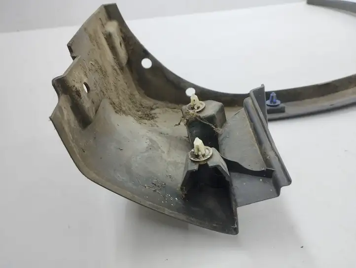 Ford Kuga I (2008 - 2012) 8V41S16D238 Накладка колесной арки — фото 3