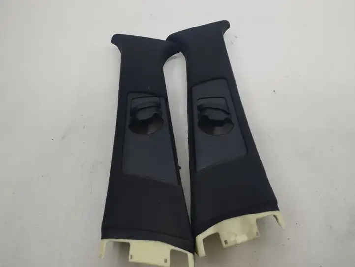 BMW X5 E53 (1999 - 2006) 8211908 Верхняя обшивка стойки B — фото 1