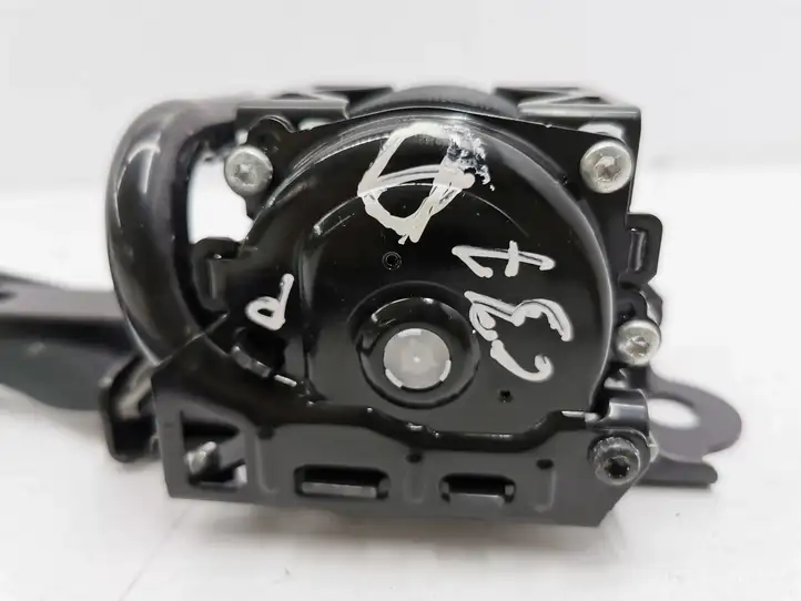 (2012 - 2015) KD45 Передний ремень безопасности — фото 4