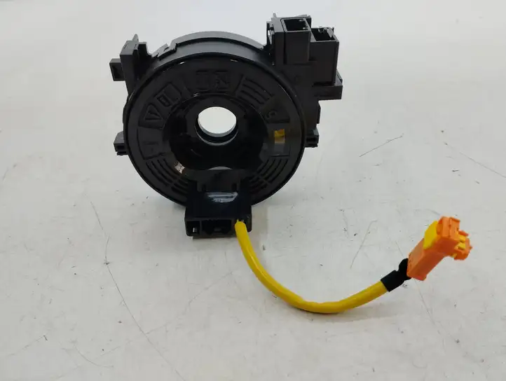 Toyota RAV 4 (XA40) (2012 - 2018) Контактное кольцо SRS — фото 6