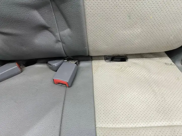 Chrysler Town & Country V (2007 - 2010) Третий ряд сидений — фото 11