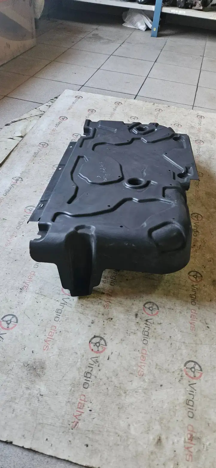 Citroen C4 Grand Picasso (2013 - 2016) 9601896280 Площадка аккумулятора — фото 3