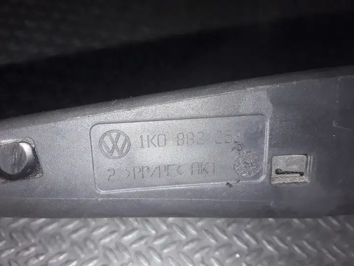 Volkswagen Touran I (2003 - 2010) 1K0882252 Ручка регулировки сиденья — фото 2
