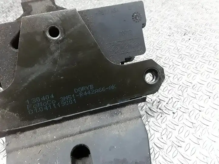Ford Focus C-MAX (2003 - 2010) 3M51R442A66AK Замок крышки багажника — фото 2