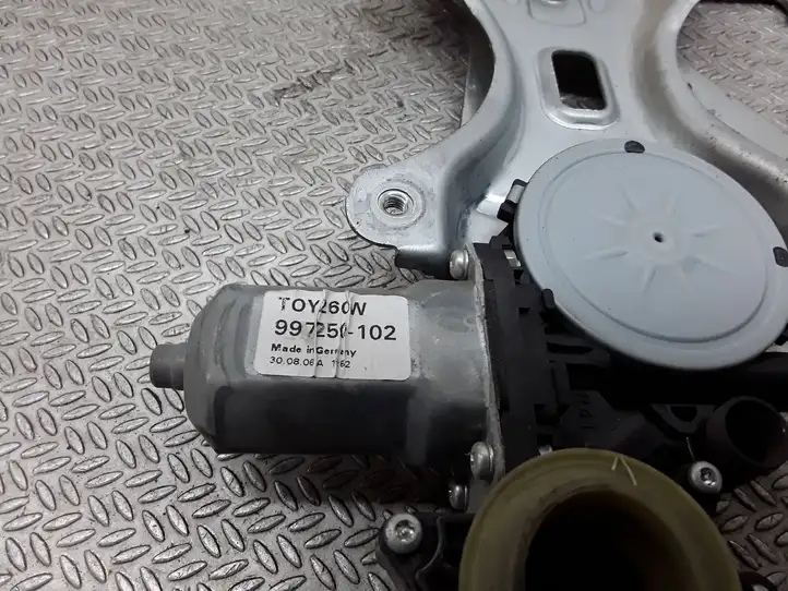 Toyota Corolla Verso AR10 (2004 - 2009) 997250102 Электростеклоподъемник передний (комплект) — фото 2