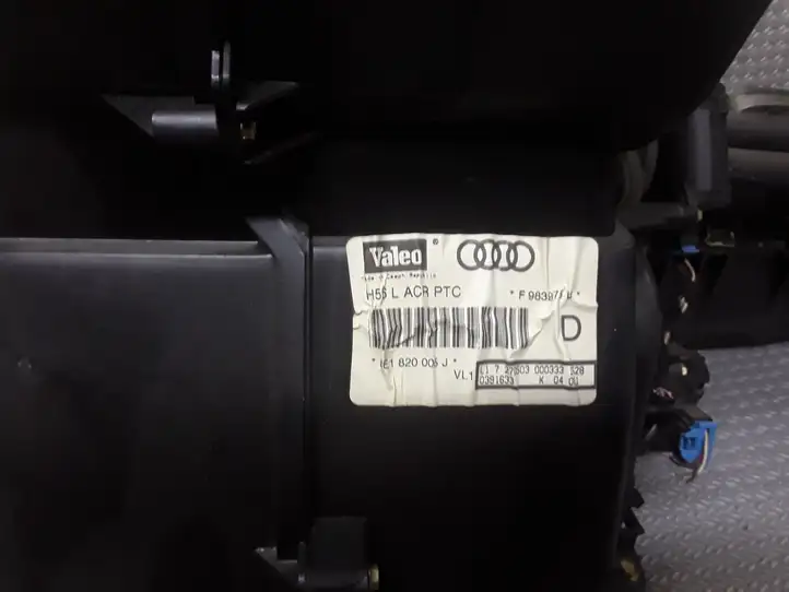 Audi A4 S4 B6 8E 8H (2000 - 2006) 8E1820005 Комплект системы вентиляции салона — фото 2