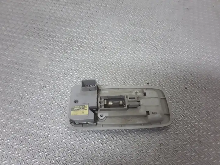 Toyota Corolla Verso E121 (2001 - 2004) 8592013020 Передняя подсветка — фото 3