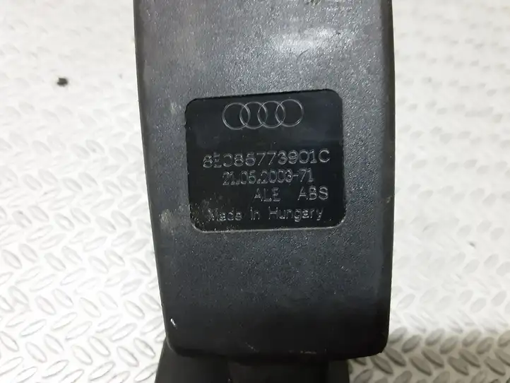 Audi A4 S4 B6 8E 8H (2000 - 2006) 8E085773901 Замок заднего ремня — фото 2