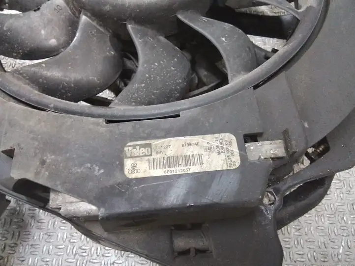 Audi A4 S4 B6 8E 8H (2000 - 2006) 8E0121205T Электровентилятор радиатора — фото 2