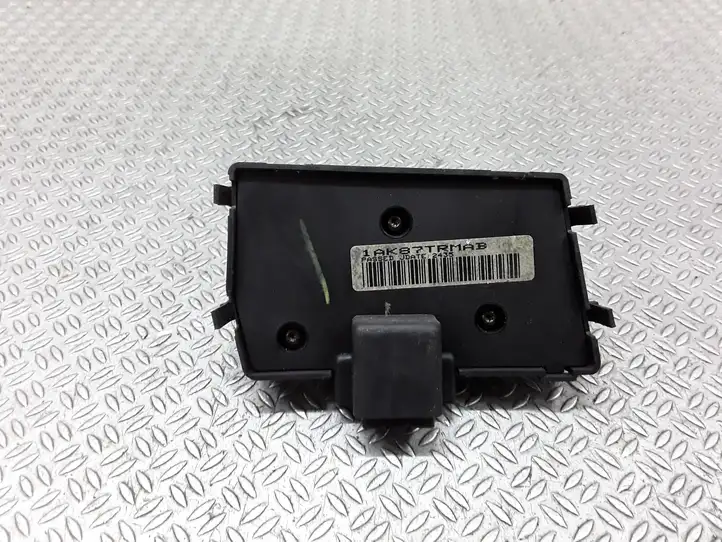 Chrysler Pacifica (2003 - 2008) 1AK87TRMAB Ручка регулировки сиденья — фото 3
