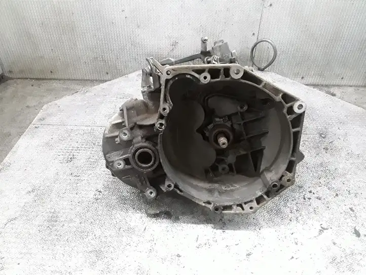 Opel Astra (2004 - 2009)  55192042 Механическая коробка передач, 6 передач