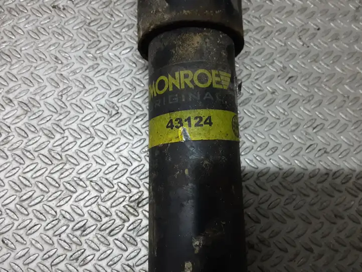 Opel Signum (2002 - 2008)  43124 Задний амортизатор с пружиной