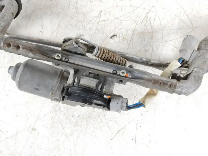 Toyota Prius (XW30)   8511047120 Комплект механизма стеклоочистителей