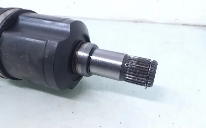 Hyundai Santa Fe (2005 - 2009)   Передняя полуось