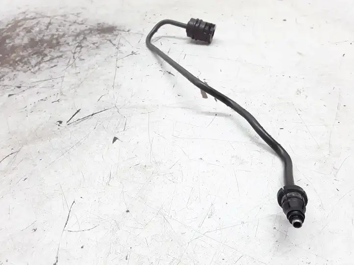 Volvo V50 (2004 - 2008)   Трубка (трубки)/ шланг (шланги) сцепления