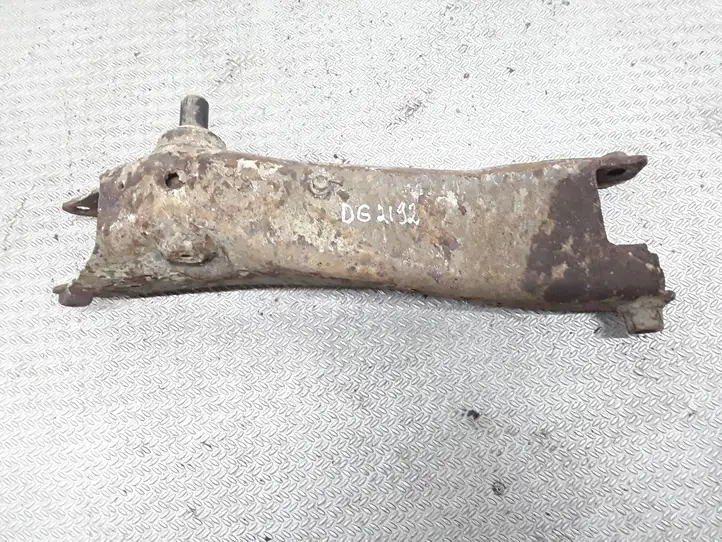 Volvo XC70 (2000 - 2004)   Рычаг