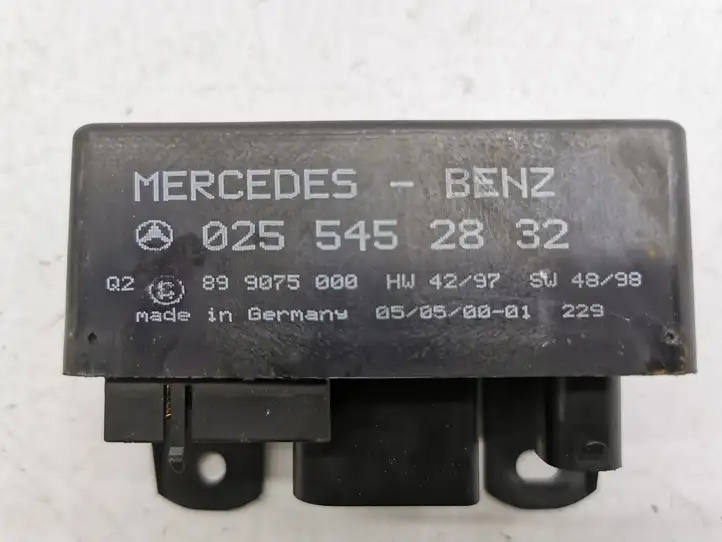 Mercedes-Benz A W168 (1997 - 2004) 0255452832 Реле накала свечей — фото 6