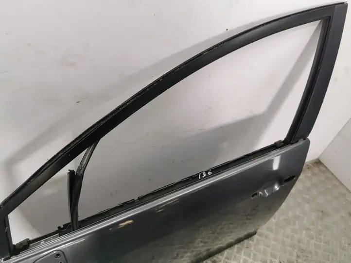 Toyota Corolla Verso AR10 (2004 - 2009) Дверь — фото 3