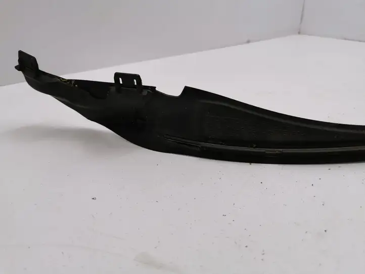 Volvo V60 (2010 - 2013) 31335865 Накладка стоек лобового стекла — фото 3