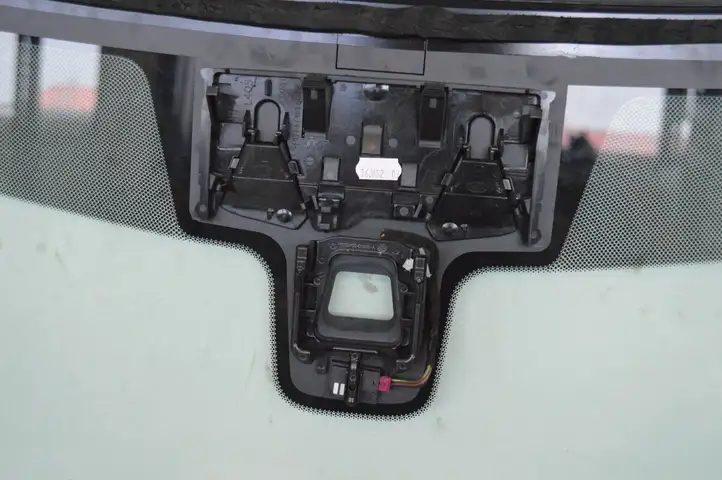 Land Rover Range Rover L405 (2017 - 2022) 43R001589 Переднее стекло — фото 8