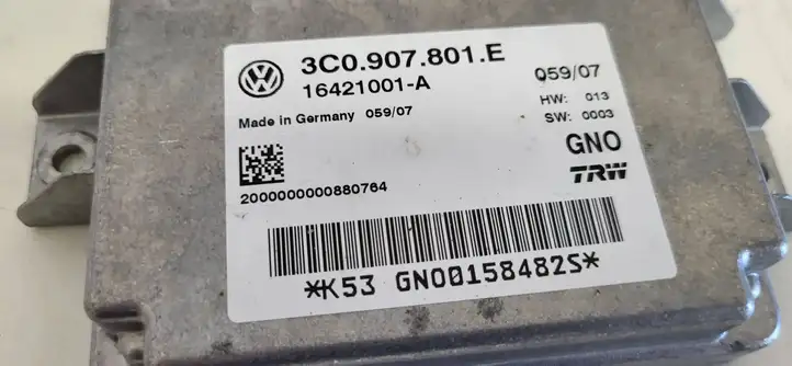 Volkswagen PASSAT B6 (2005 - 2010) 3C0907801E Блок управления стояночным тормозом — фото 2