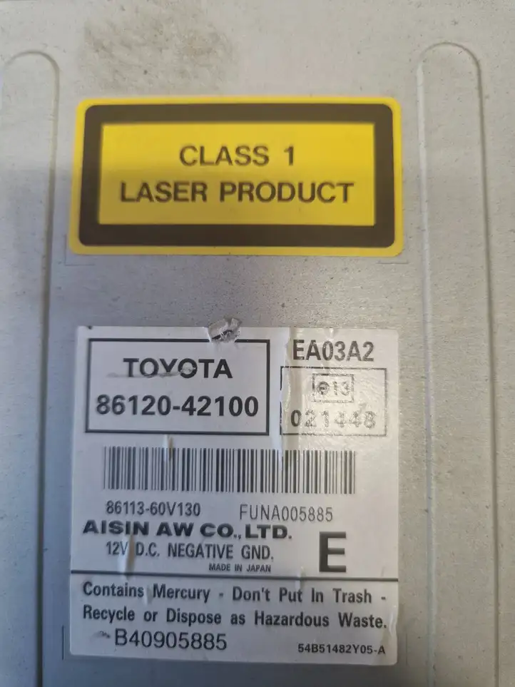 Toyota RAV 4 (XA20) (2000 - 2005) 8612042100 Магнитола / мультимедийная система — фото 4