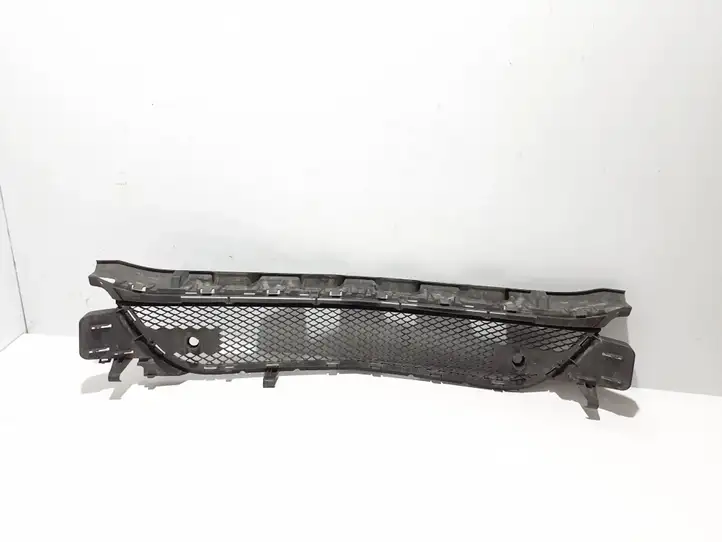 Mercedes-Benz CLA C117,X117,W117 (2013 - 2019) A1178852122 Нижняя решетка переднего бампера — фото 2