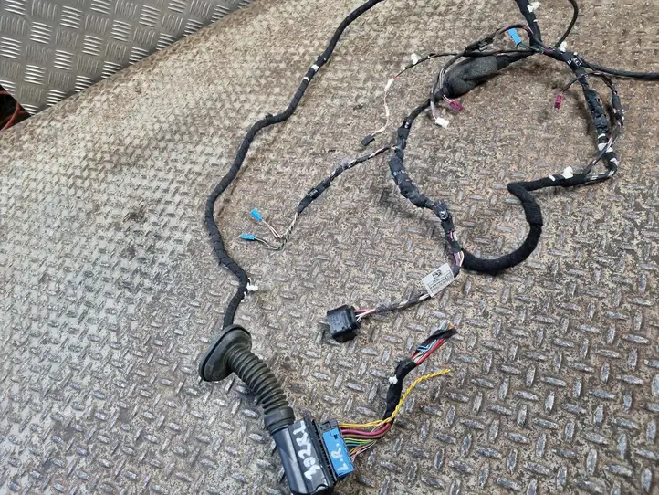BMW 5 G30 G31 (2016 - ) 8724521 Проводка задней двери — фото 7