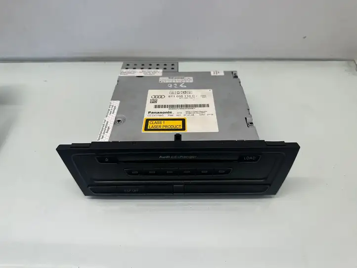 Audi A4 S4 B8 8K (2007 - 2011) 8T1035110C CD/DVD чейнджер — фото 1