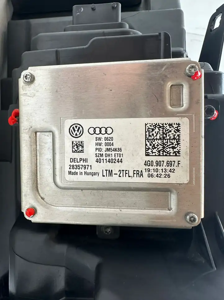 Audi A6 C7 (2011 - 2014) 4G0941033C Передняя фара — фото 19