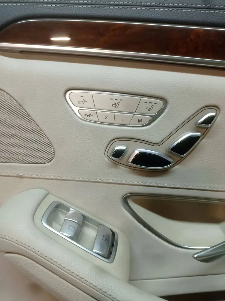 Mercedes-Benz S W222 (2013 - ) A2227370390 Обшивка задней двери — фото 2
