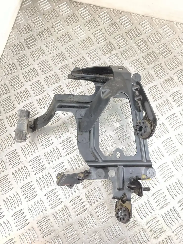 BMW 7 F01 (2008 - 2016) 7610564 Кронштейн ЭБУ двигателя — фото 3