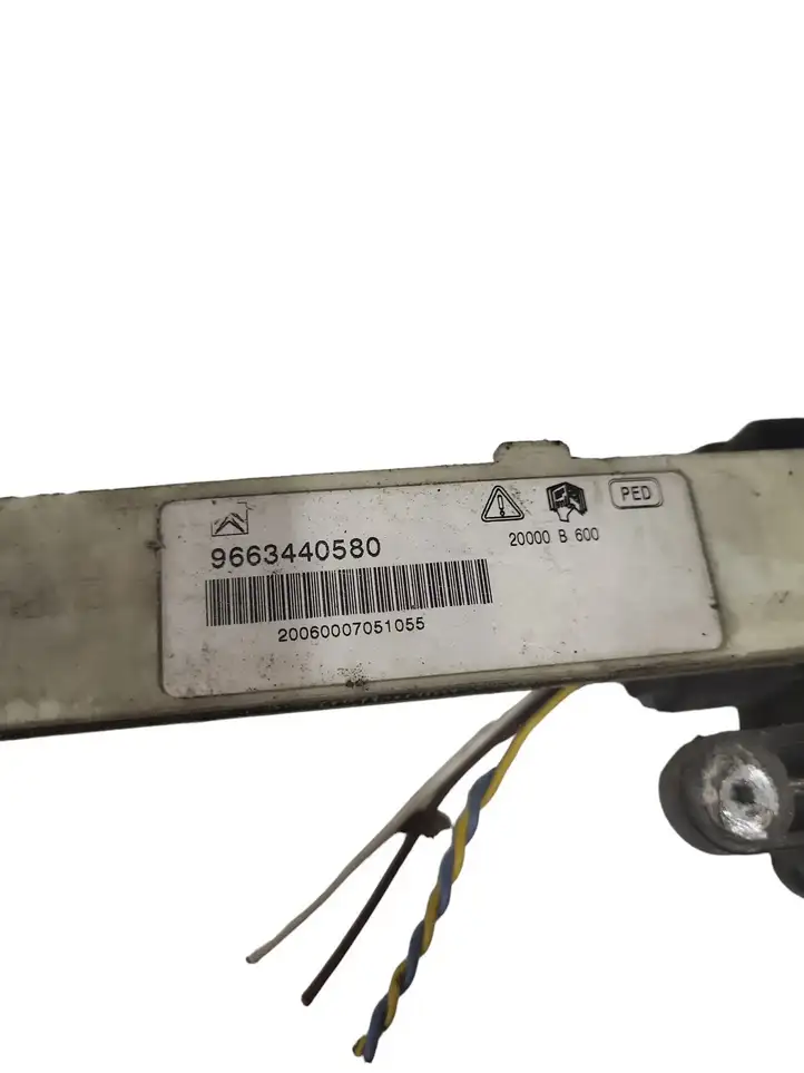 Citroen C6 (2005 - 2012) 9663440580 Датчик удара SRS — фото 7