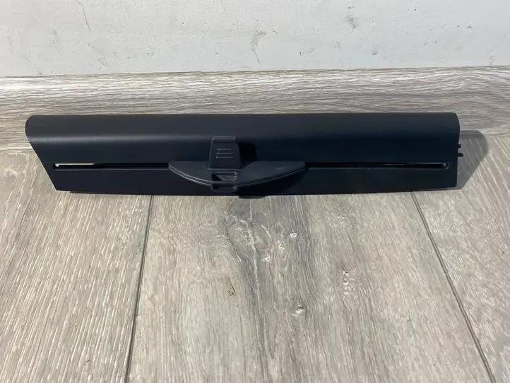 BMW 3 F30 F35 F31 (2012 - 2018) 7281123 Солнцезащитная шторка заднего бокового окна — фото 2
