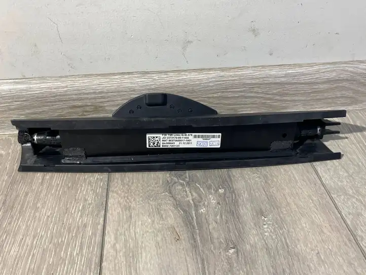 BMW 3 F30 F35 F31 (2012 - 2018) 7281123 Солнцезащитная шторка заднего бокового окна — фото 6