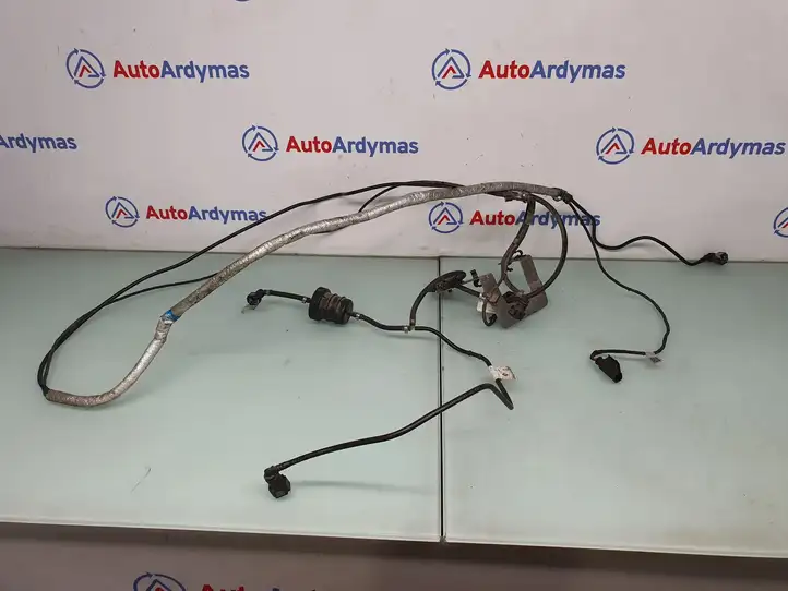 BMW X5 E70 (2006 - 2013) 7205043 Прочие детали системы AdBlue — фото 1
